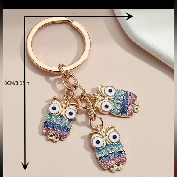 New Owl Multi-colored Rhinestone Keychain - Picture 4 of 6